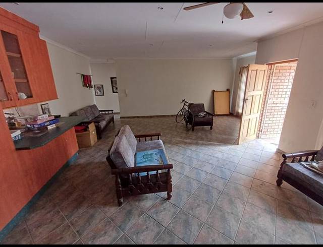 2 BEDROOM TOWNHOUSE FOR SALE IN DUNCANVILLE